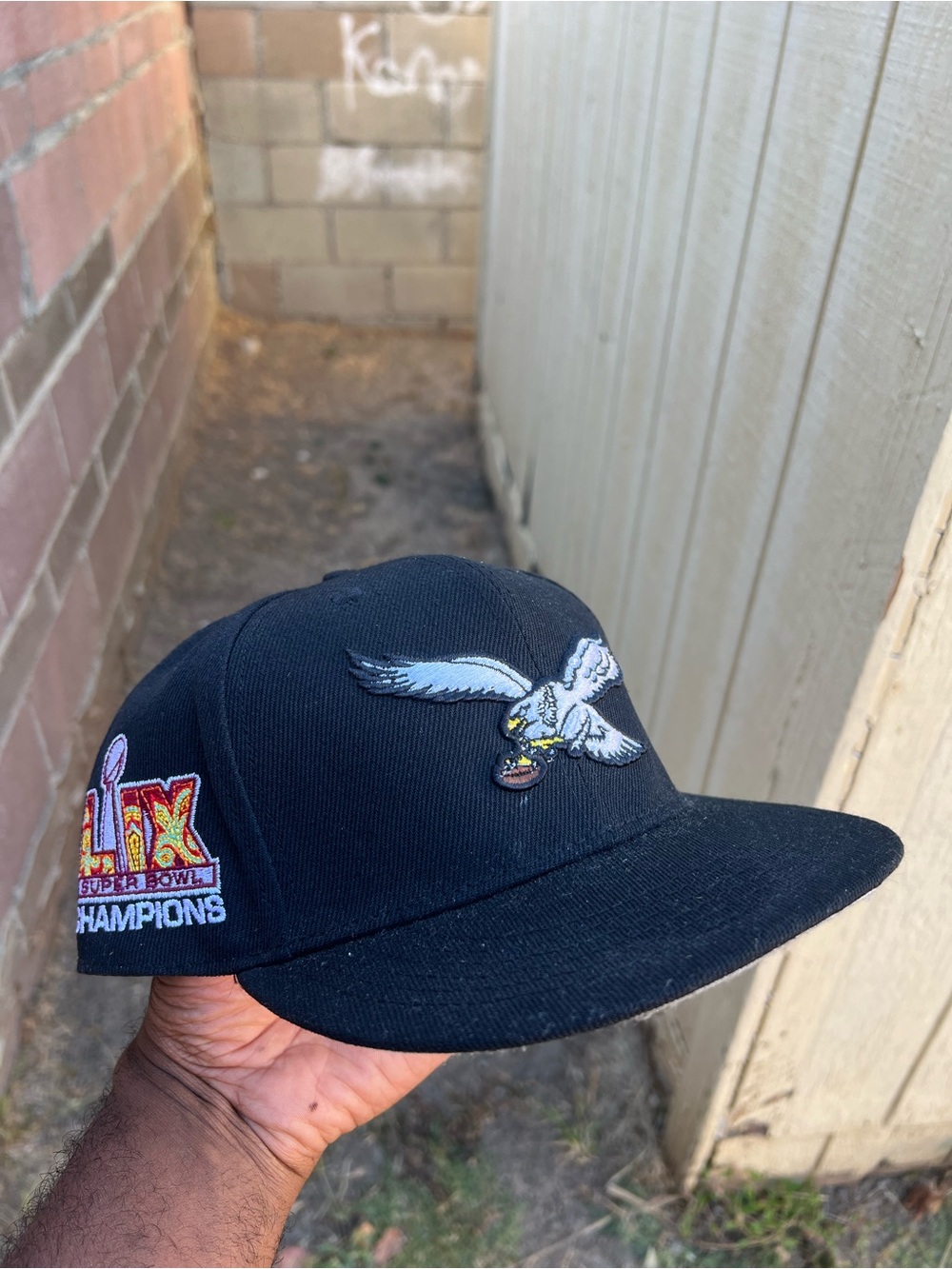 PHILADELPHIA EAGLES SNAPBACK HAT